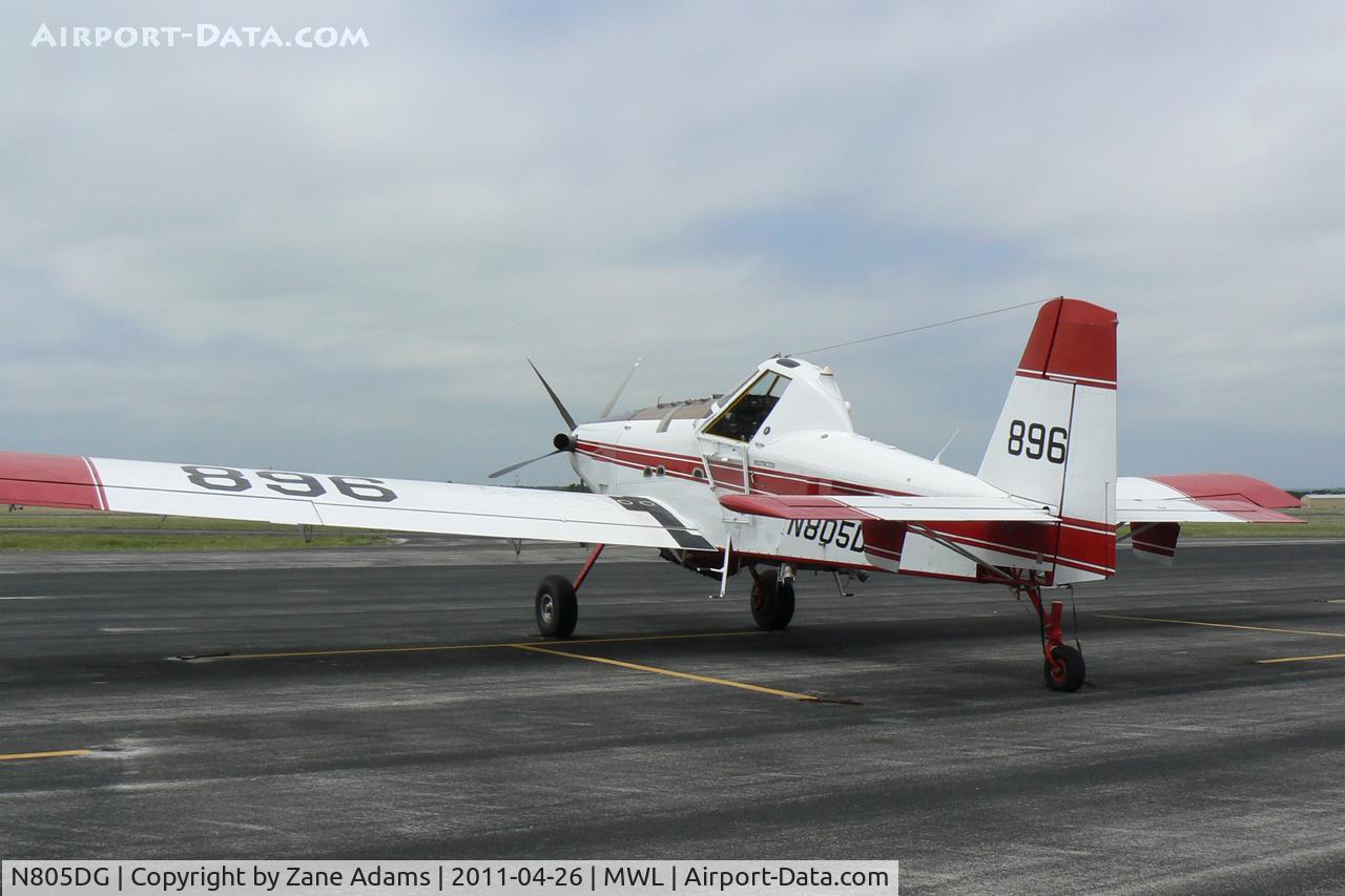 N805DG, 2003 Air Tractor AT-802A C/N 802A-0156, Single Engine Air Tanker in Texas for the Possum Kingdom Fire - At Mineral Wells Airport