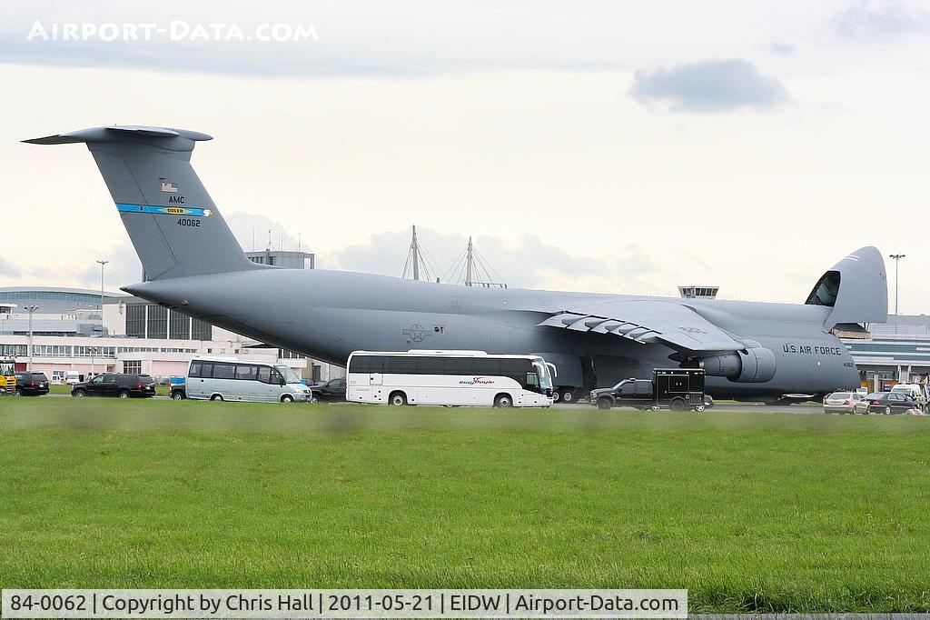 84-0062, 1986 Lockheed C-5B Galaxy C/N 500-0086, one of three C-5 in Dublin prior to President Barack Obama's visit
