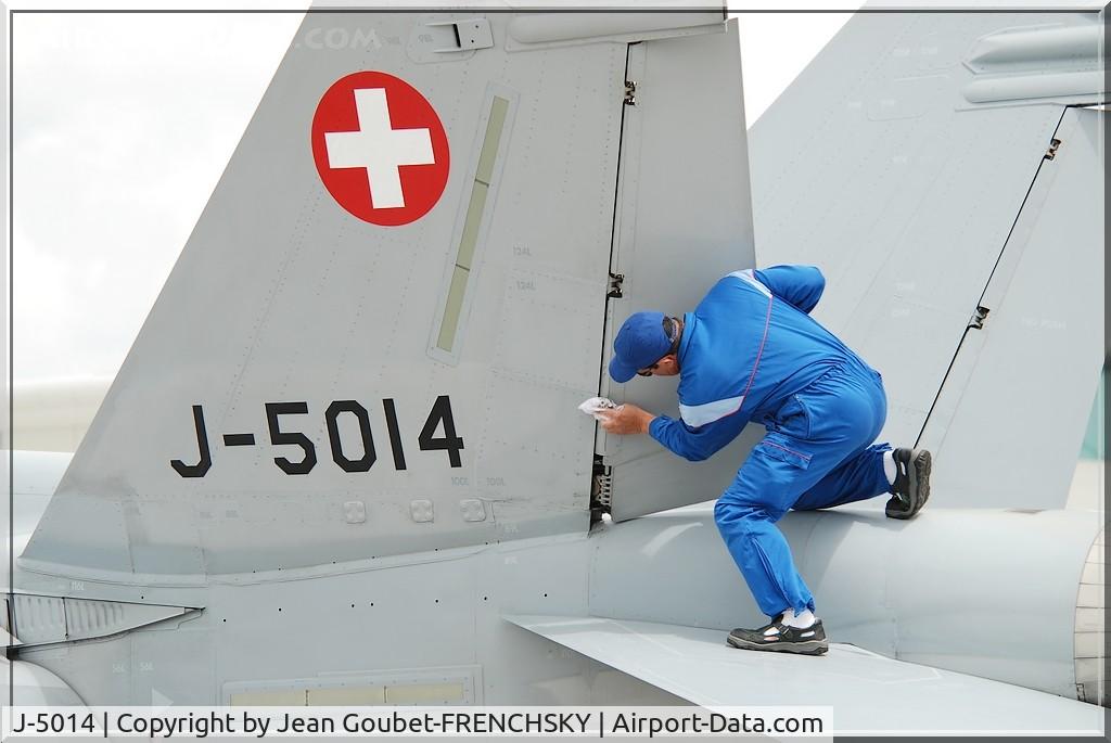 J-5014, McDonnell Douglas F/A-18C Hornet C/N 1359, Cazaux Air Base