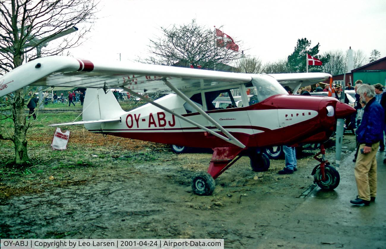 OY-ABJ, 1959 Piper PA-22-150 C/N 22-6918, Avedøre  smal airstrip Copenhagen Denmark.