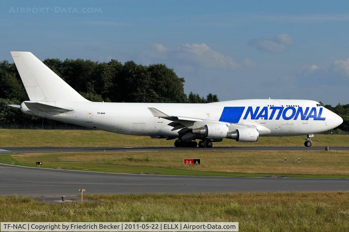 TF-NAC, Boeing 747-428 (M) C/N 25238, line up for departure