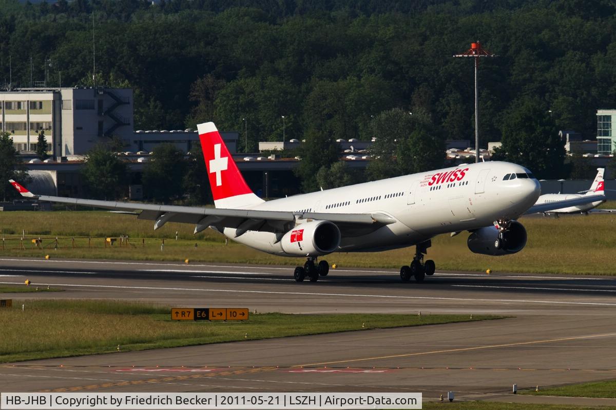 HB-JHB, 2009 Airbus A330-343X C/N 1018, moments prior touchdown