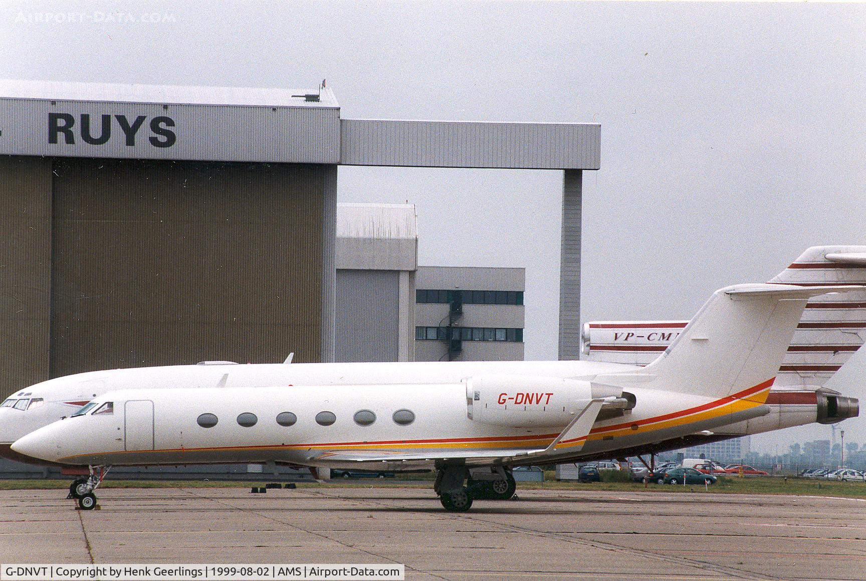 G-DNVT, 1988 Gulfstream Aerospace G-IV C/N 1078, Shell Aviation