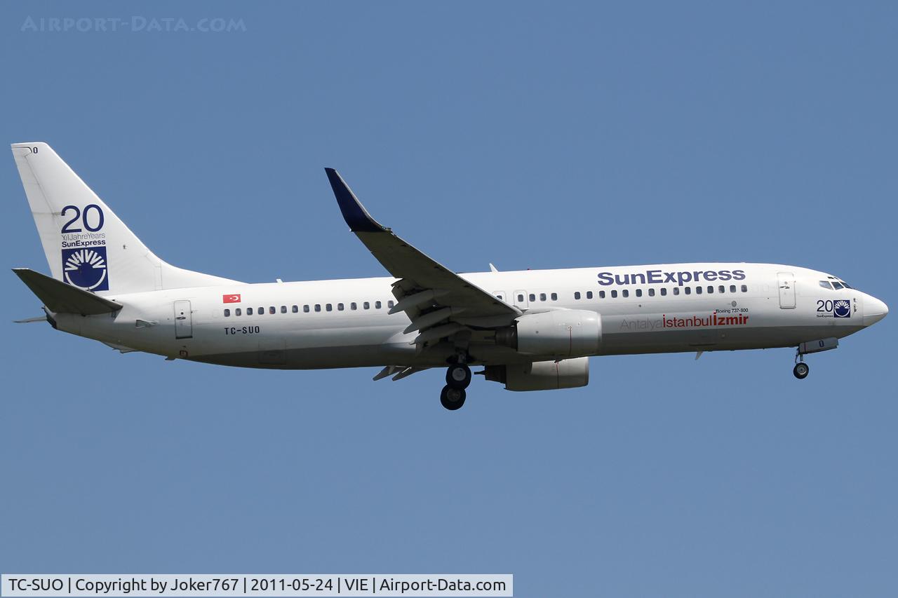 TC-SUO, 2001 Boeing 737-86Q C/N 30272, SunExpress