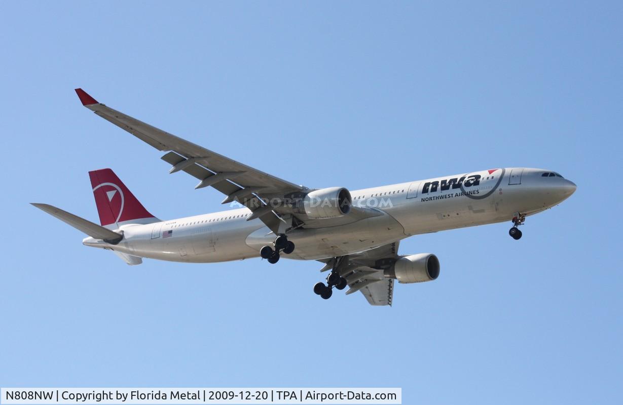 N808NW, 2004 Airbus A330-323 C/N 0591, Northwest A330-300