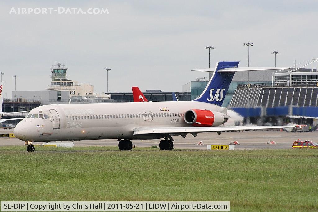 SE-DIP, 1991 McDonnell Douglas MD-87 (DC-9-87) C/N 53010, Scandinavian