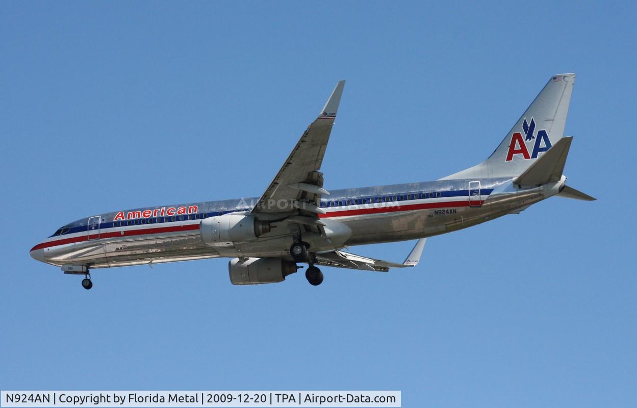 N924AN, 1999 Boeing 737-823 C/N 29525, American 737