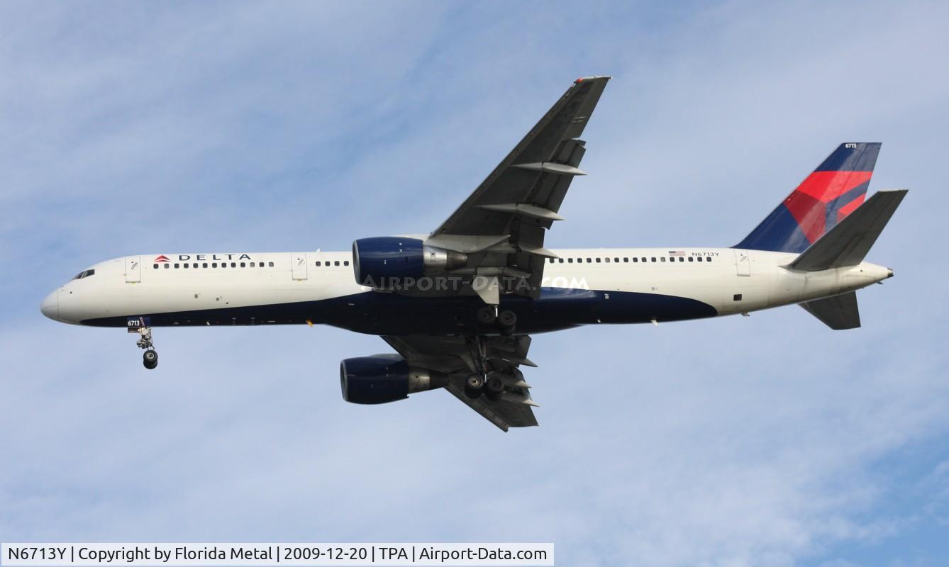 N6713Y, 2000 Boeing 757-232 C/N 30777, Delta 757