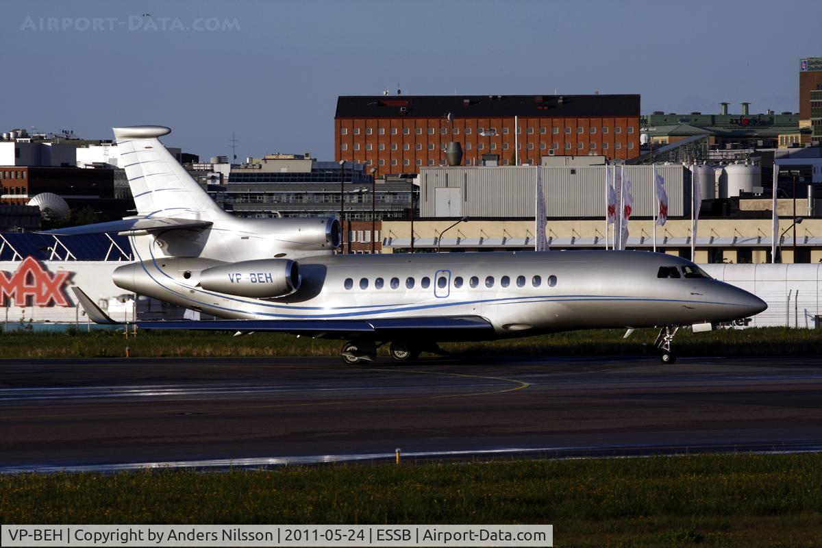 VP-BEH, 2008 Dassault Falcon 7X C/N 021, Lining up runway 30 in nice evening light.
Based at Stockholm-Bromma airport.