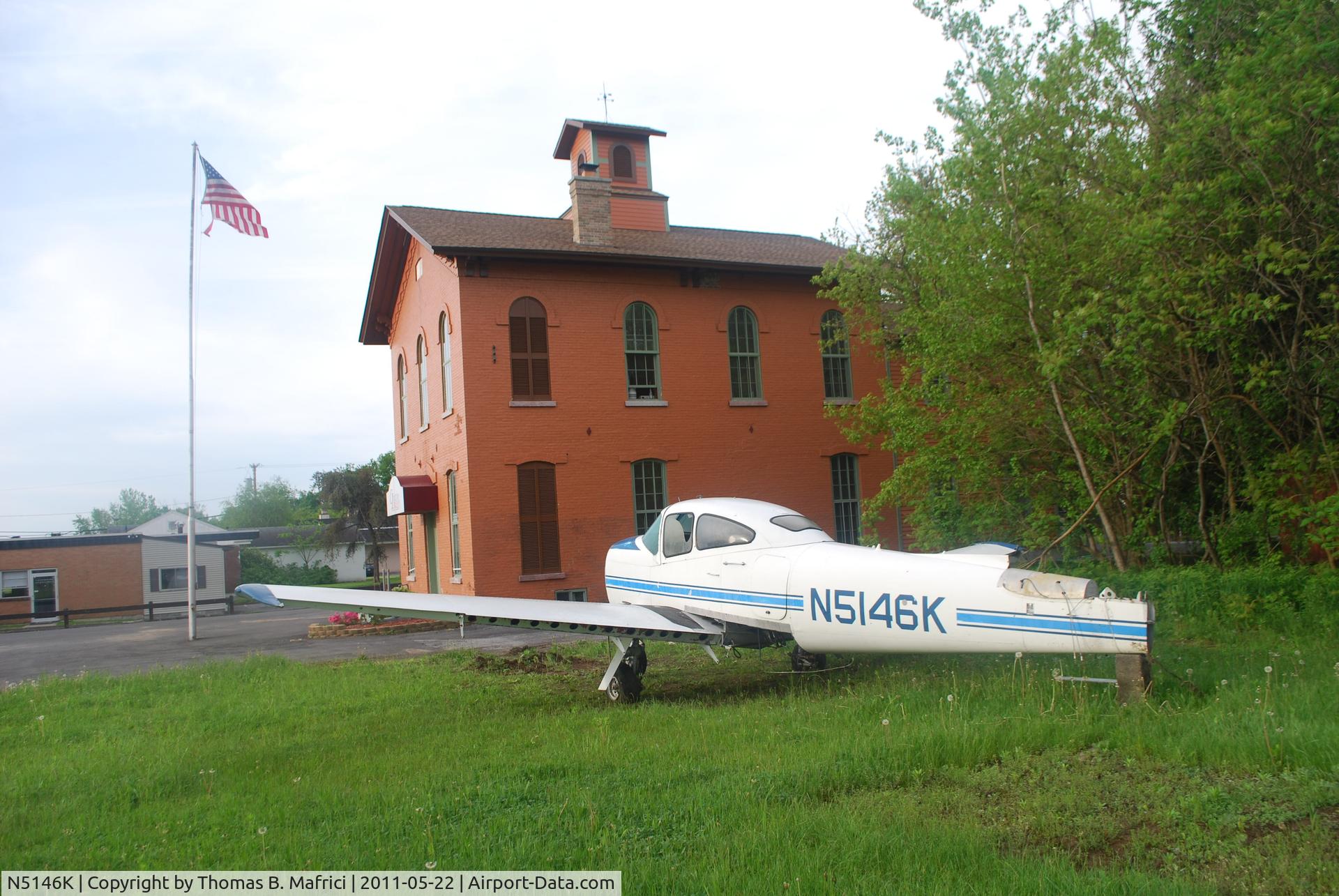 N5146K, 1950 Ryan NAVION C/N NAV-4-2046, Lawn Ornament
