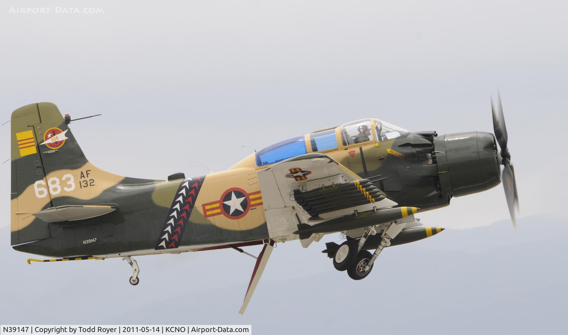 N39147, Douglas AD-5 (A-1E) Skyraider C/N 9540, Chino Airshow 2011