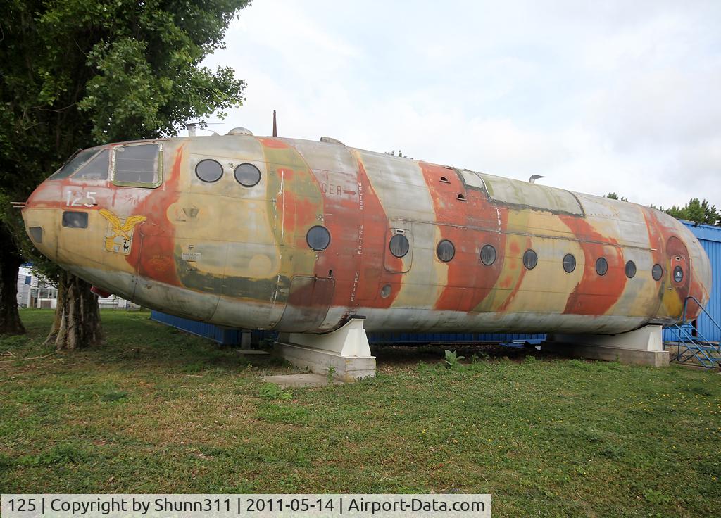 125, 1956 Nord N-2501F Noratlas C/N 125, Preserved @ Albert Museum in desert / camo c/s
