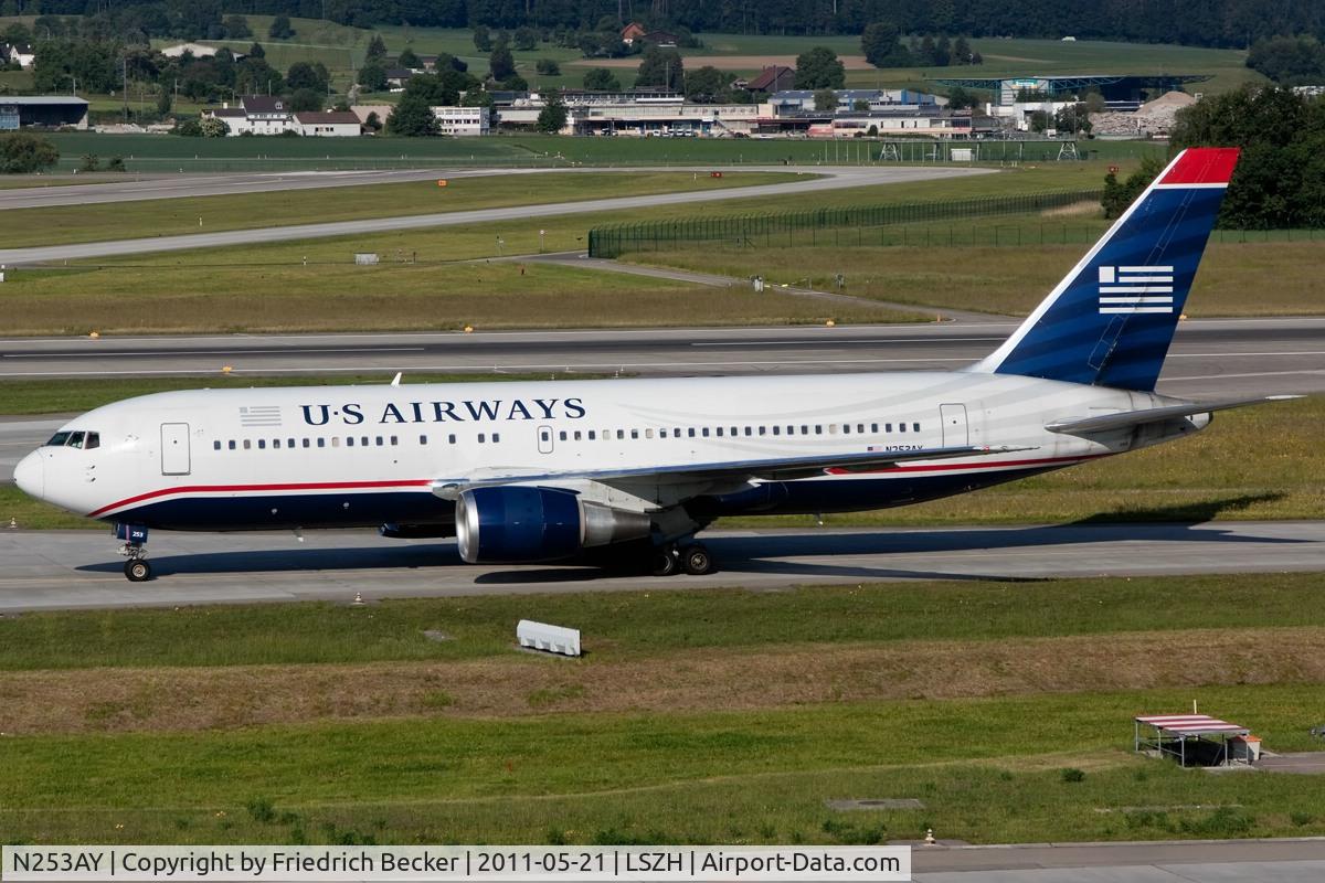 N253AY, 1990 Boeing 767-2B7 C/N 24894, taxying to the gate