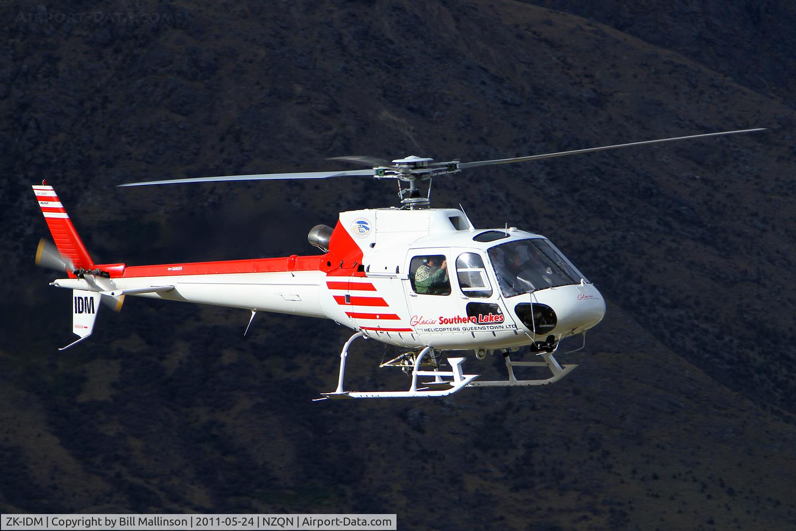 ZK-IDM, Aerospatiale AS-350B-2 Ecureuil C/N 9026, back from a quick tourist flight