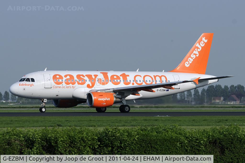 G-EZBM, 2007 Airbus A319-111 C/N 3059, syjets 'Come on let's fly' titels.