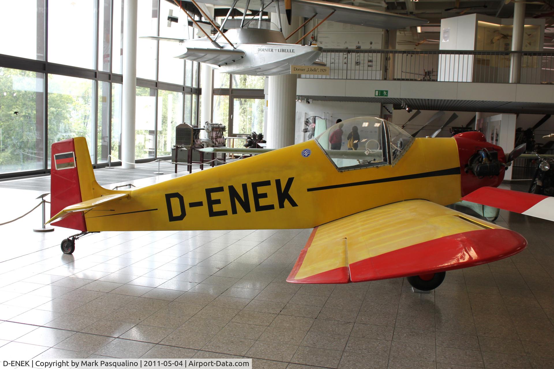 D-ENEK, Stark Turbulent D C/N 103, Stark Turbulent D