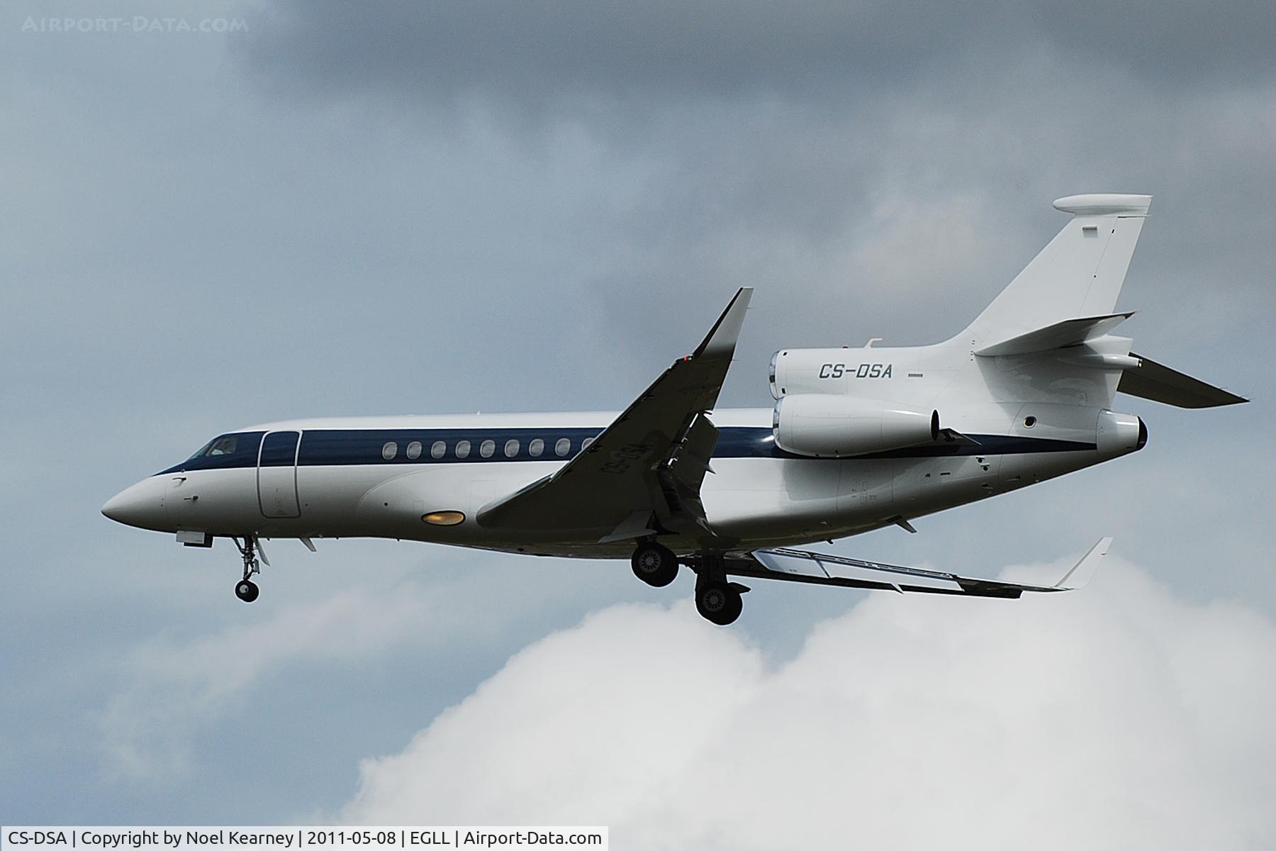 CS-DSA, 2007 Dassault Falcon 7X C/N 030, Landing 27L at EGLL