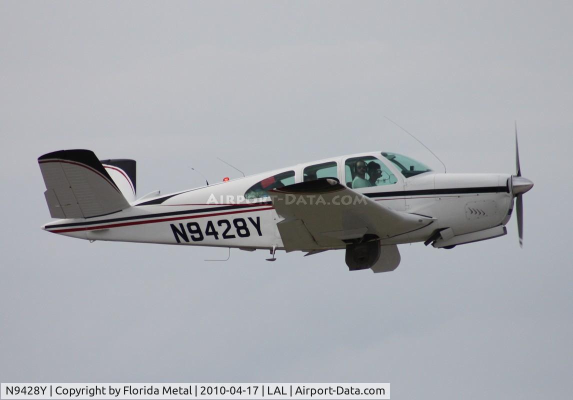 N9428Y, 1960 Beech N35 Bonanza C/N D-6606, Beech N35