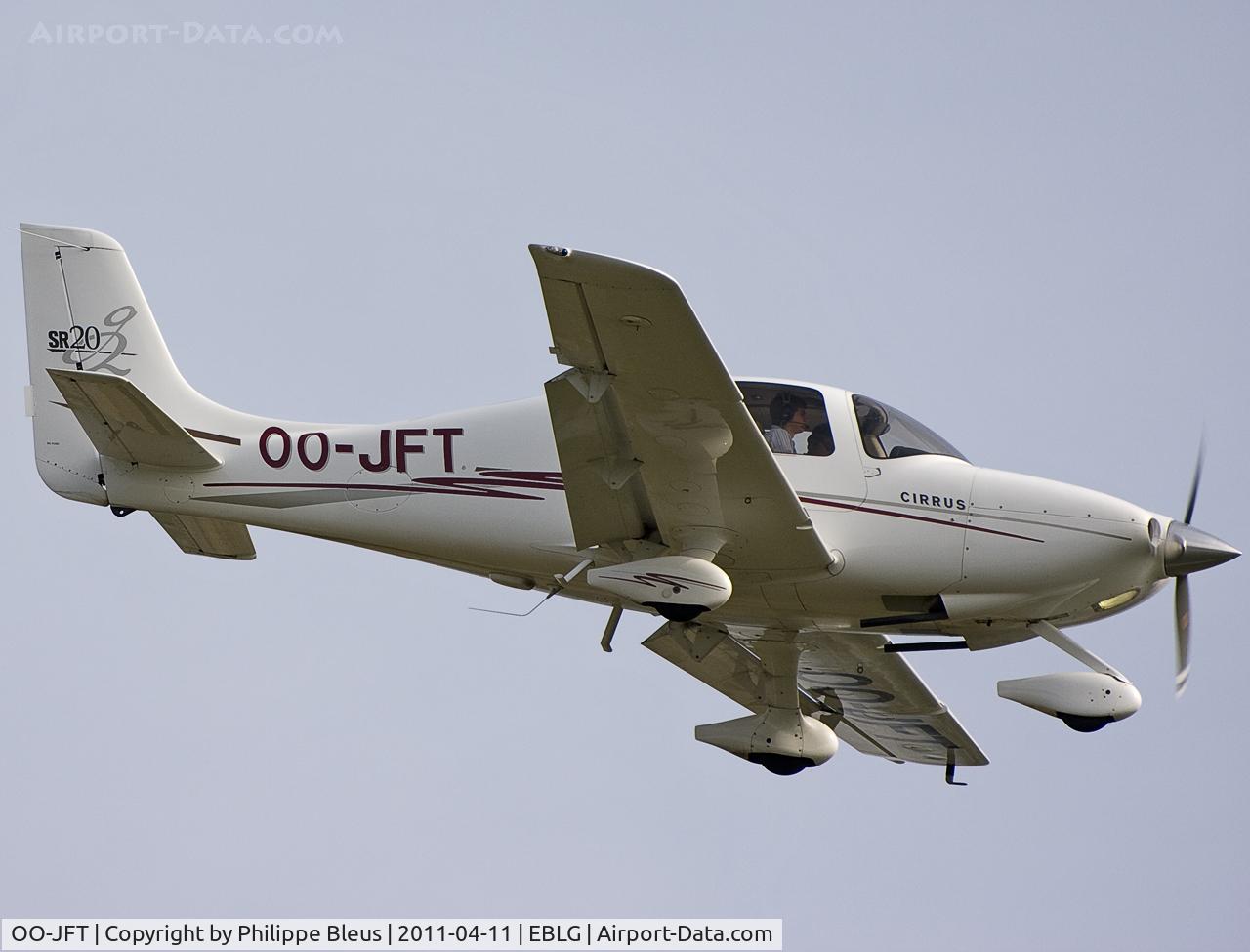 OO-JFT, 2004 Cirrus SR20 G2 C/N 1431, Final rwy 23R.