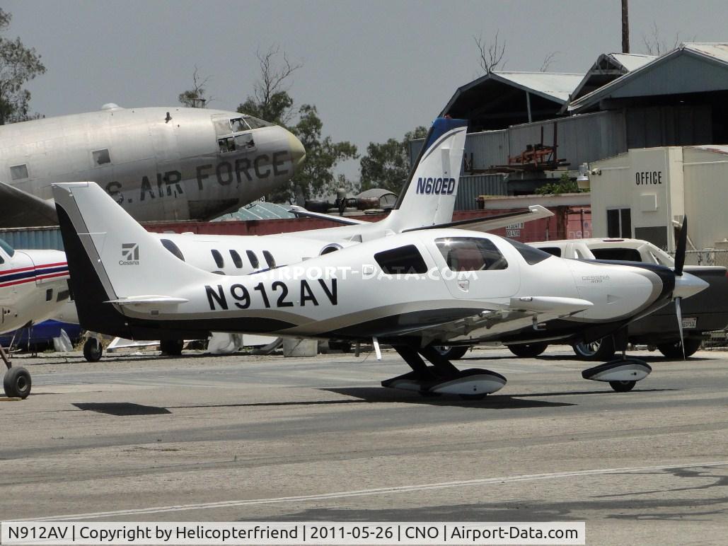 N912AV, 2008 Cessna LC41-550FG C/N 411006, Parked by the paint shop area