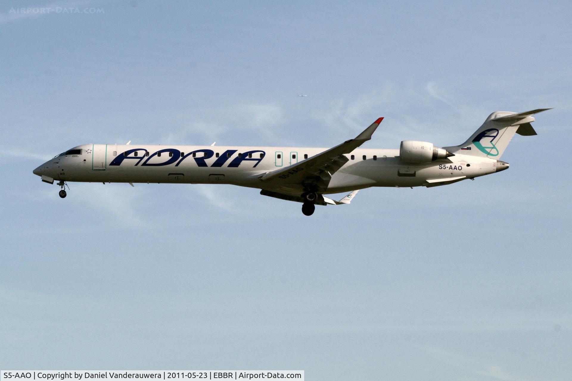 S5-AAO, 2008 Bombardier CRJ-900 NG (CL-600-2D24) C/N 15215, Arrival of flight JP376 to RWY 25L