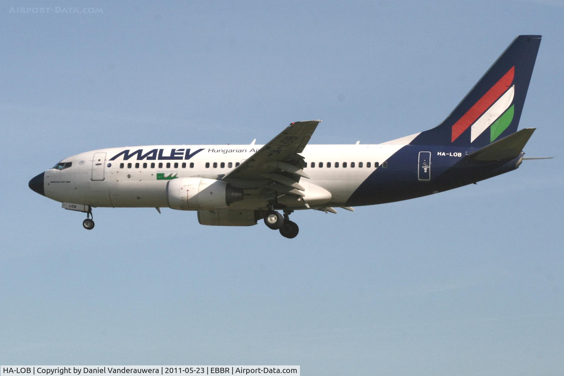 HA-LOB, 2003 Boeing 737-7Q8 C/N 29346, Arrival of flight MA600 to RWY 25L