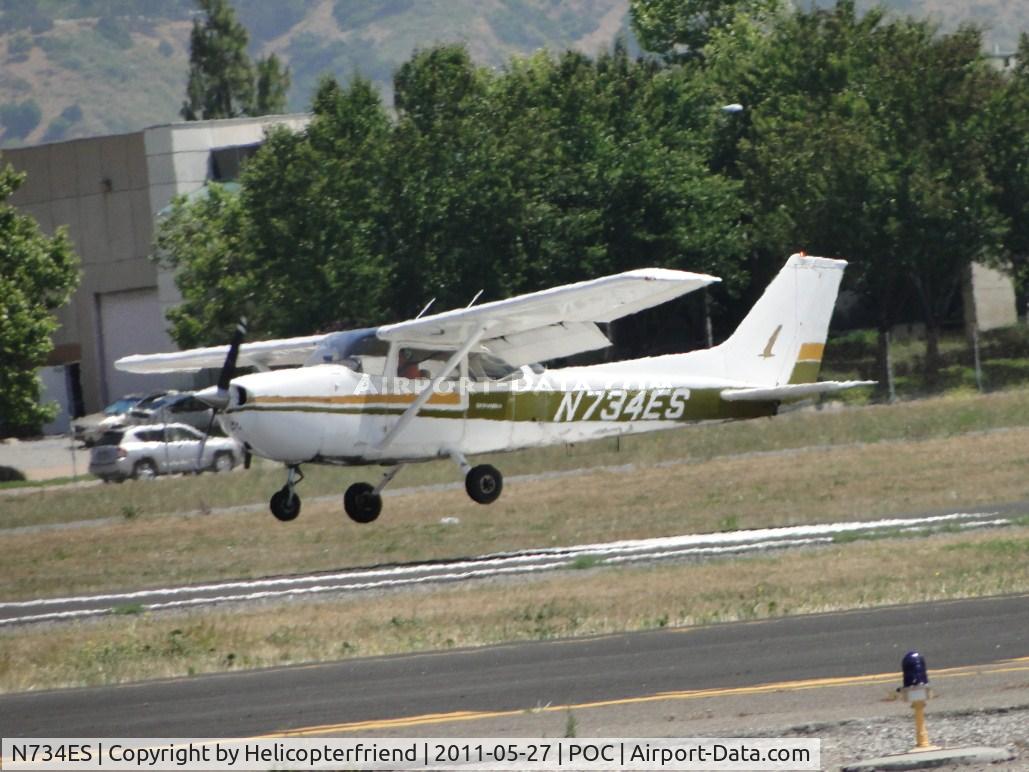 N734ES, Cessna 172N C/N 17268802, Landing on runway 26L and then heading to Howard Aviation