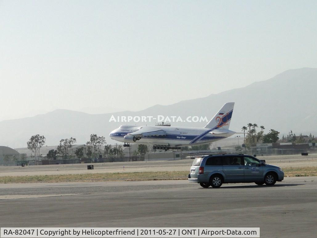 RA-82047, 1992 Antonov An-124-100 Ruslan C/N 9773053259121/0701, The graceful ship is lifting off for a 4 day flight