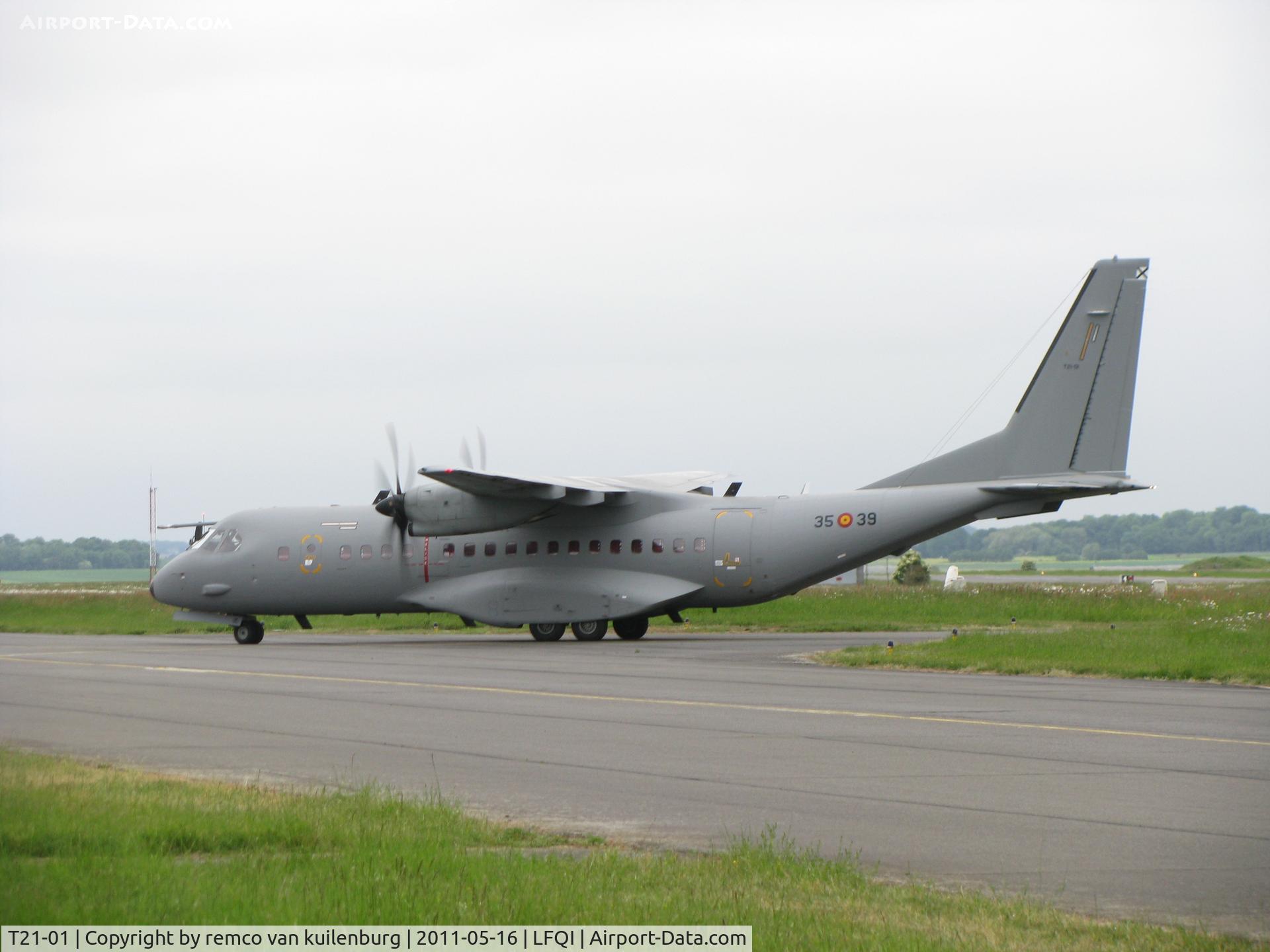 T21-01, 2001 CASA C-295M C/N EA03-02-002, NTM 2011 visit