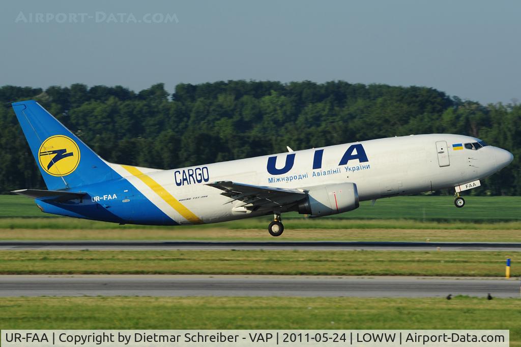 UR-FAA, 1989 Boeing 737-3Y0(F) C/N 24462, Ukraine Boeing 737-300