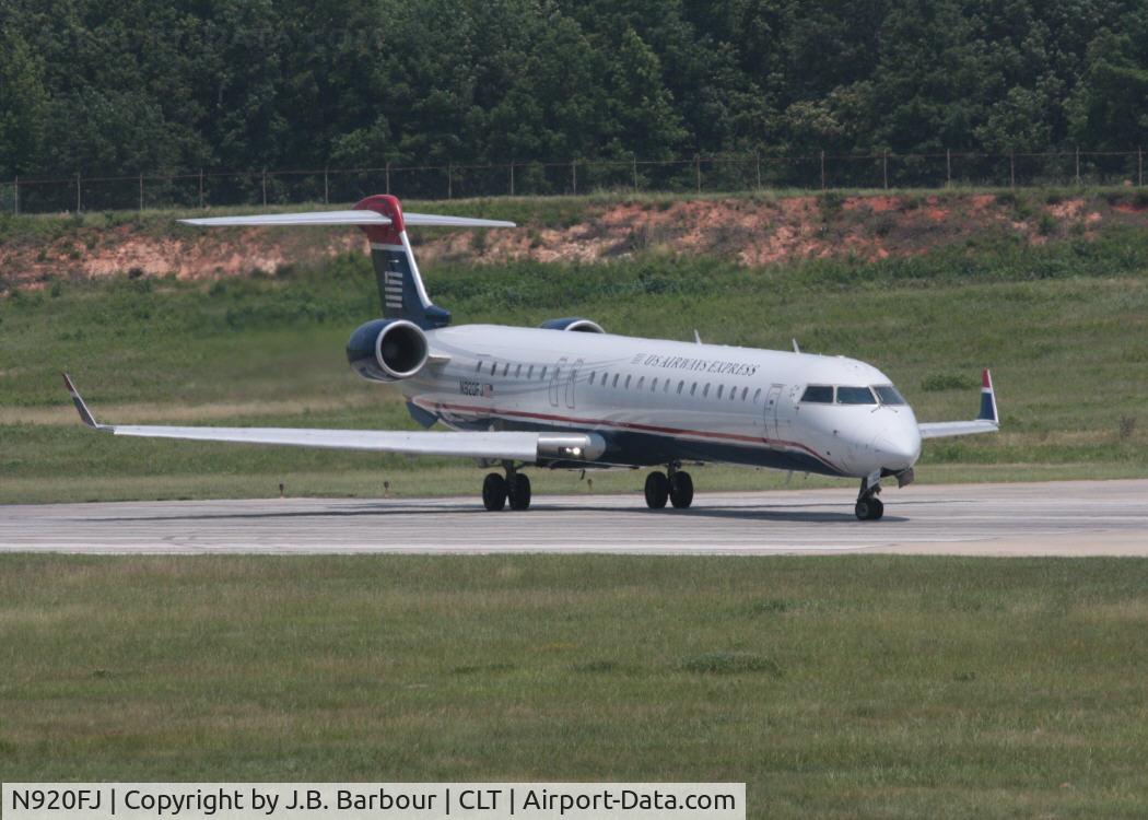 N920FJ, 2004 Bombardier CRJ-900ER (CL-600-2D24) C/N 15020, Nothing