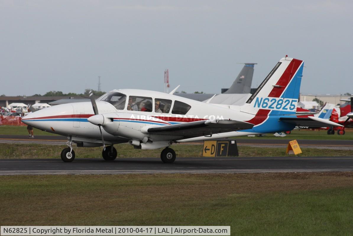 N62825, 1977 Piper PA-23-250 Aztec C/N 27-7754060, PA-23-250