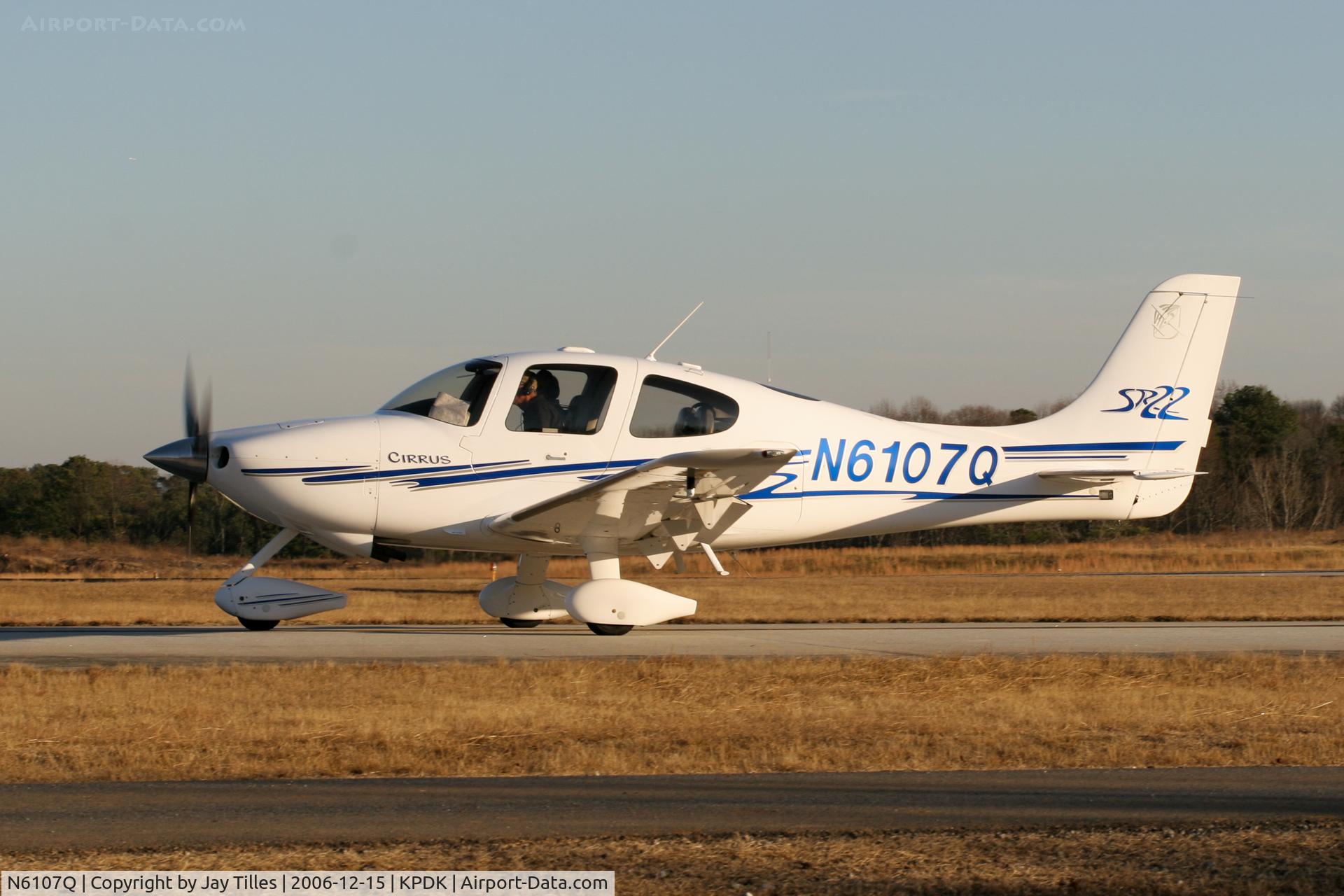 N6107Q, 2003 Cirrus SR22 C/N 0633, Departure End Runway 20L