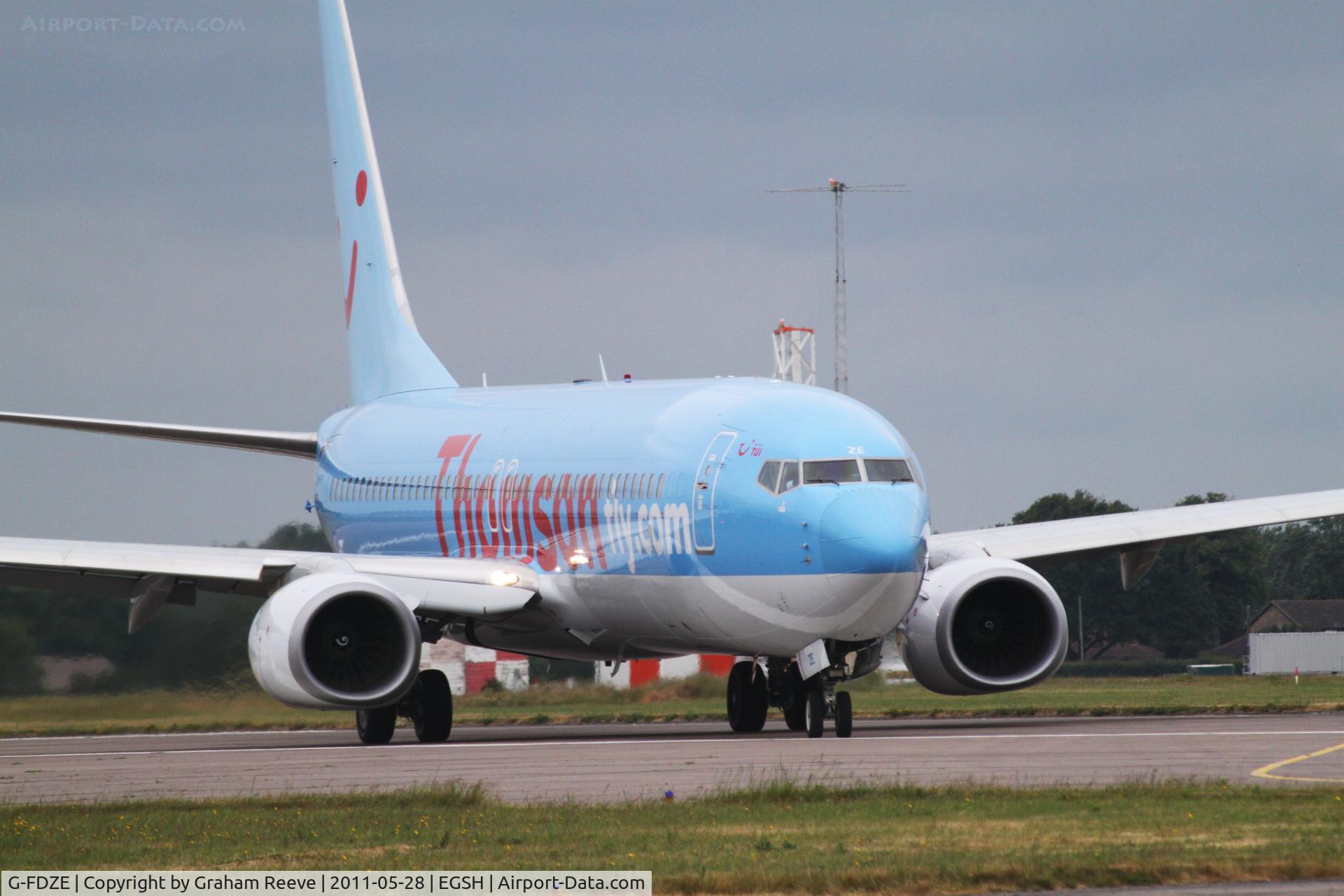 G-FDZE, 2008 Boeing 737-8K5 C/N 35137, About to depart.