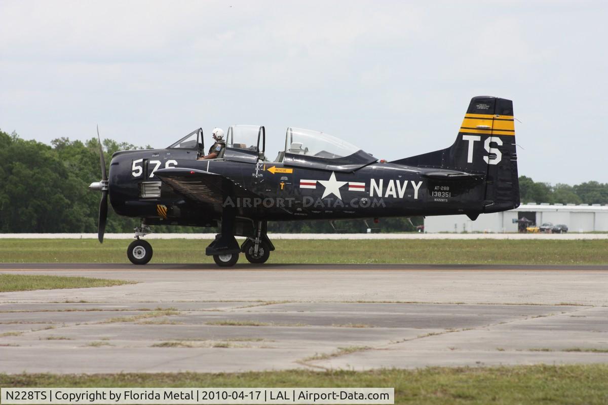 N228TS, 1954 North American T-28D Trojan C/N 200-422, North American T-28