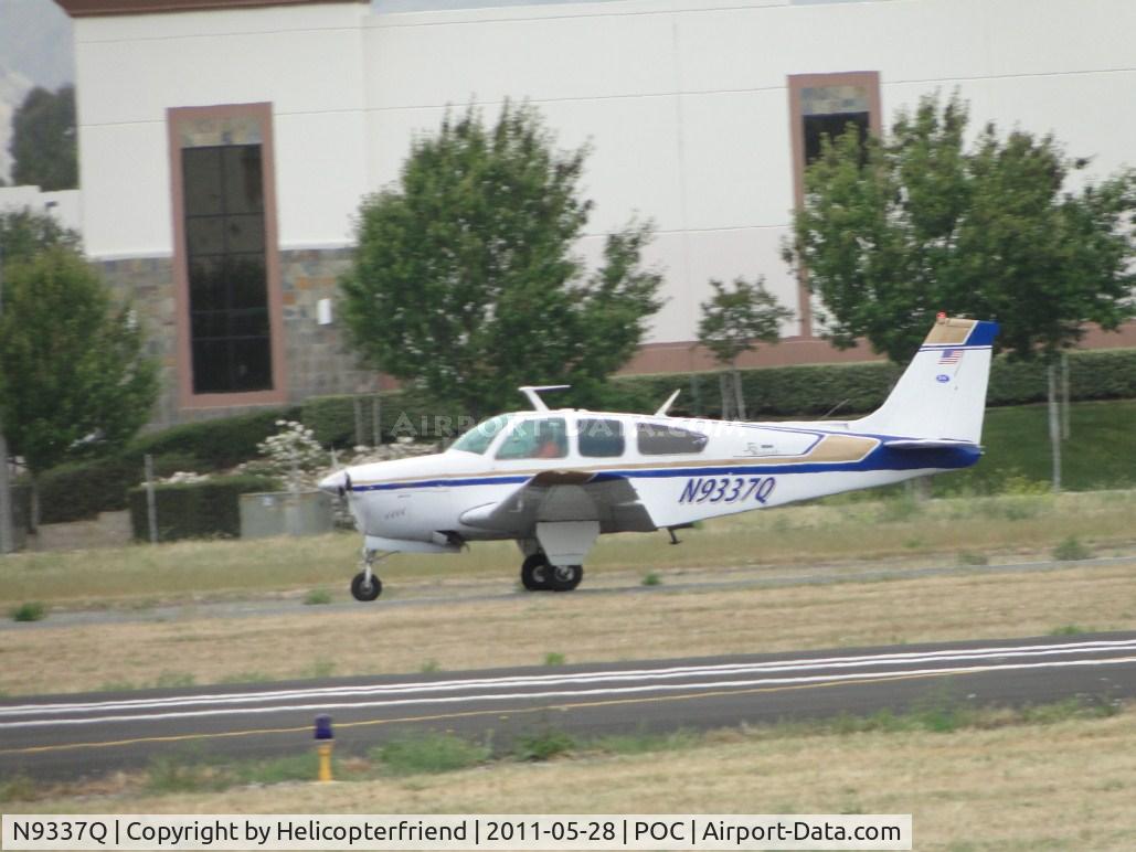 N9337Q, 1971 Beech G33 C/N CD-1267, Rolling out after landing on runway 26R