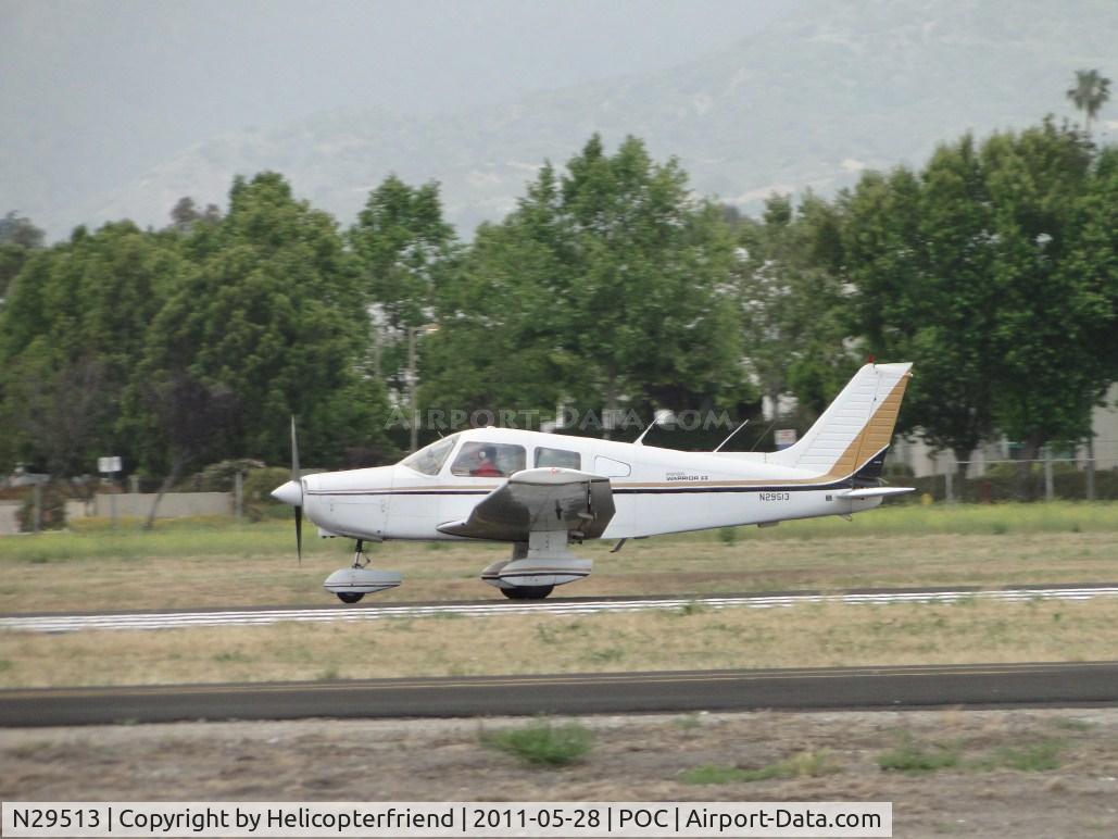 N29513, 1979 Piper PA-28-161 C/N 28-7916436, Taking off from runway 26L