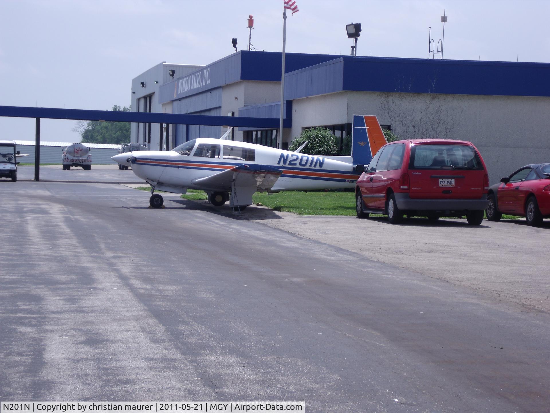 N201N, Mooney M20J 201 C/N 24-0693, at mgy