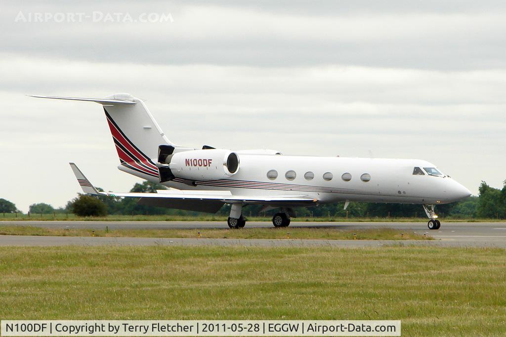 N100DF, 1997 Gulfstream Aerospace G-IV C/N 1313, 1997 Gulfstream Aerospace G-IV, c/n: 1313 at Luton