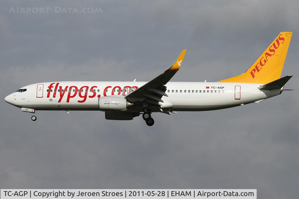 TC-AGP, 2011 Boeing 737-82R C/N 40728, Zwanenburg-runway ( 18C) arrival
