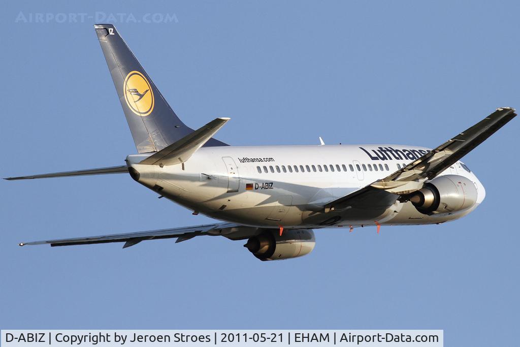D-ABIZ, 1991 Boeing 737-530 C/N 25244, Rwy 18R arrival