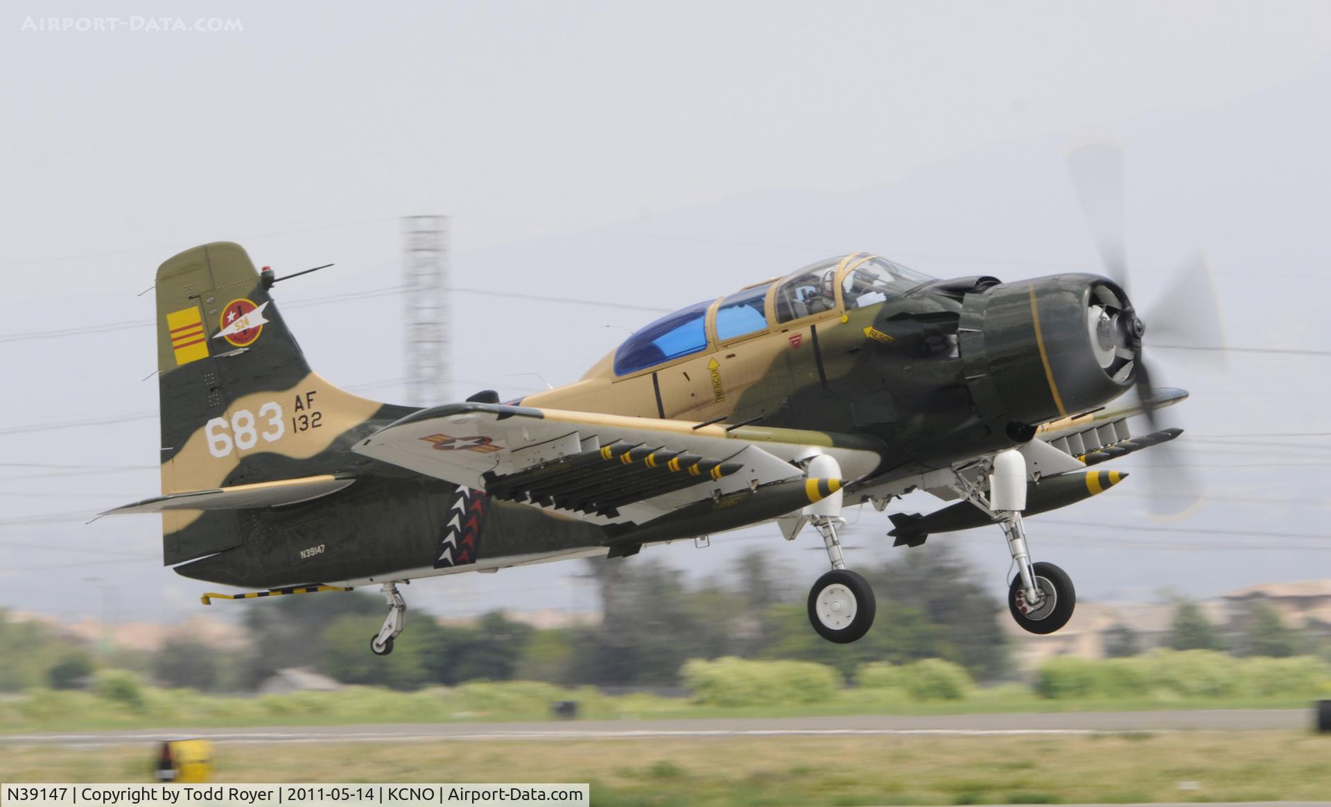 N39147, Douglas AD-5 (A-1E) Skyraider C/N 9540, Chino Airshow 2011