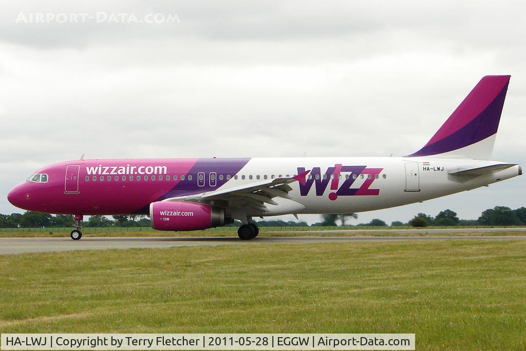 HA-LWJ, 2011 Airbus A320-232 C/N 4683, HA-LWJ (WIZZ AIR), 2011 Airbus 320-232, c/n: 4683 at Luton