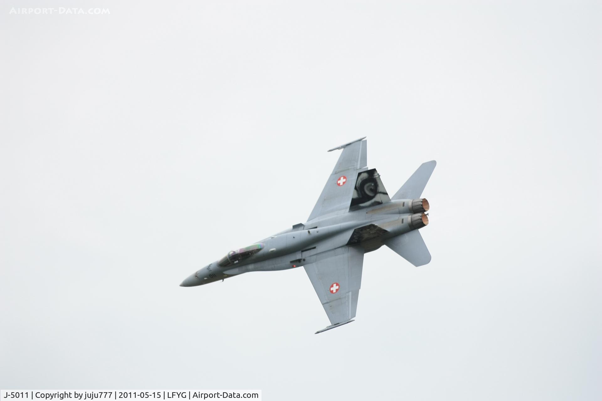 J-5011, McDonnell Douglas F/A-18C Hornet C/N 1351, on display at Cambrai Niergnies for TigerMeet 2011