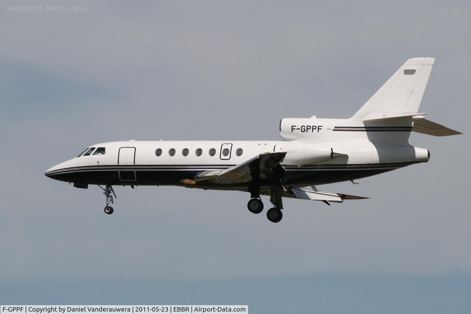 F-GPPF, 1981 Dassault Falcon 50 C/N 65, Descending to RWY 25L