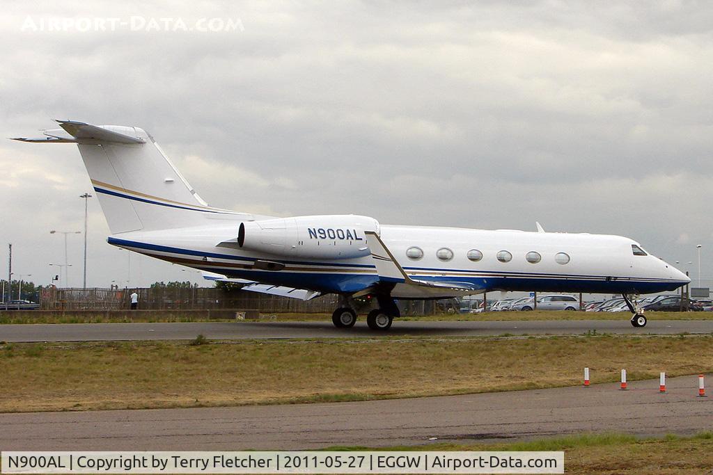 N900AL, 2006 Gulfstream Aerospace GIV-X (G450) C/N 4048, 2006 Gulfstream Aerospace GIV-X (G450), c/n: 4048 at Luton