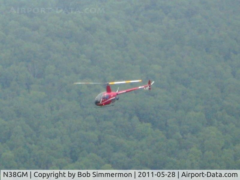 N38GM, 2001 Robinson R22 Beta C/N 3222, Over SW Ohio
