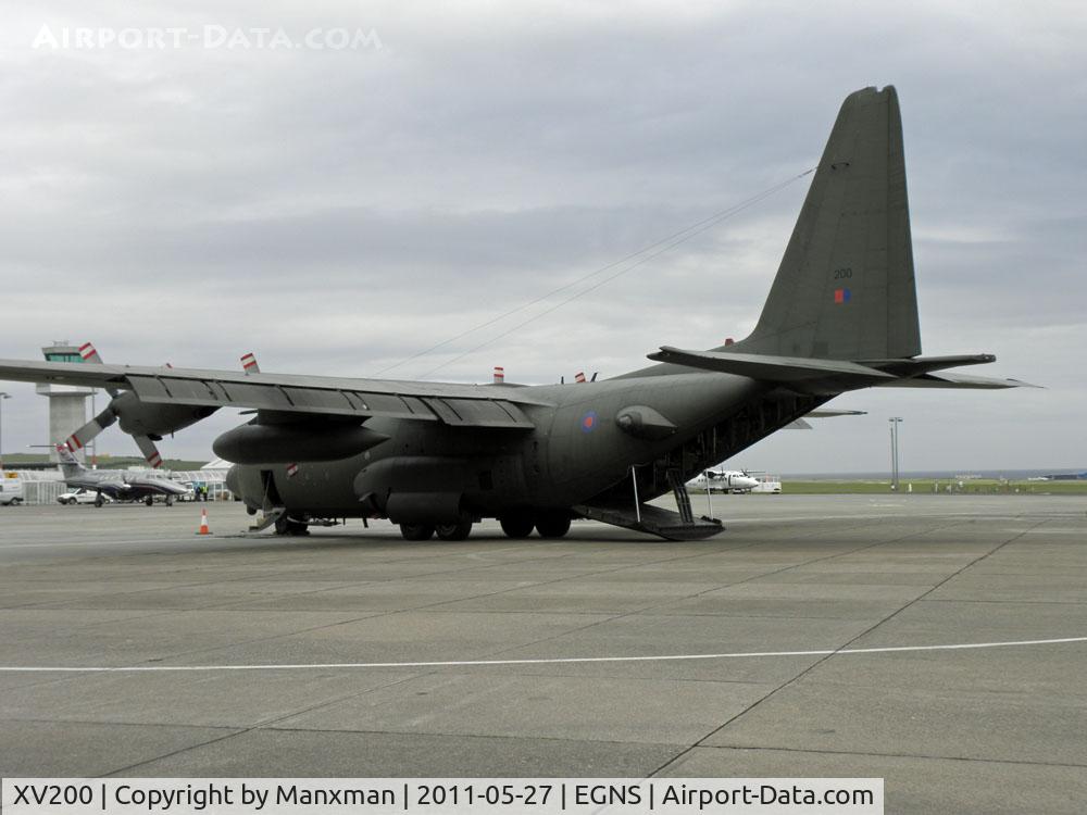 XV200, 1967 Lockheed C-130K Hercules C.1 C/N 382-4223, RAF Lyneham Herc on the Ramp