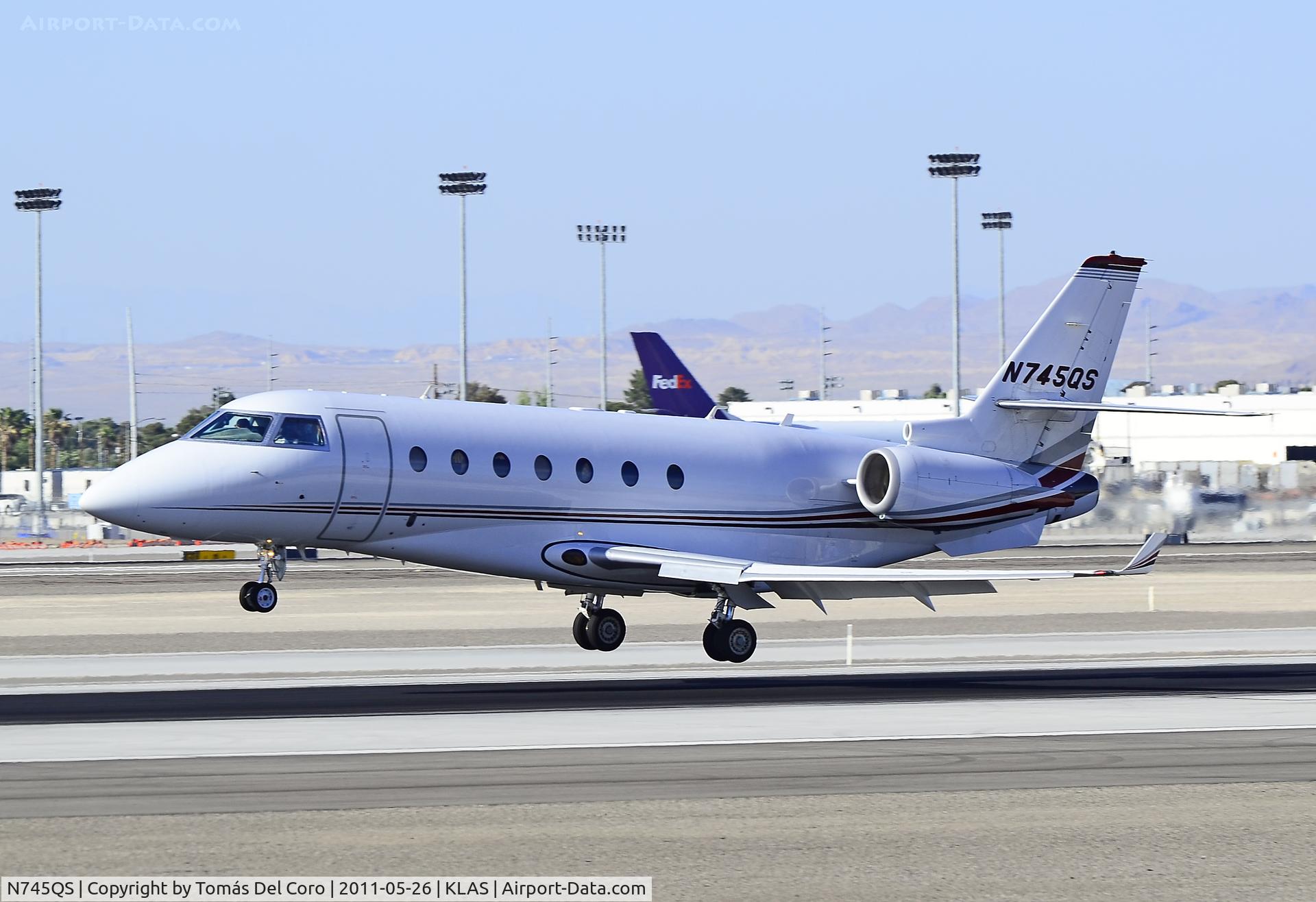 N745QS, 2007 Israel Aircraft Industries Gulfstream 200 C/N 170, Israel IAI-1126 Gulfstream G200 N745QS C/N 170

Las Vegas - McCarran International (LAS / KLAS)
USA - Nevada, May 26, 2011
Photo: Tomás Del Coro