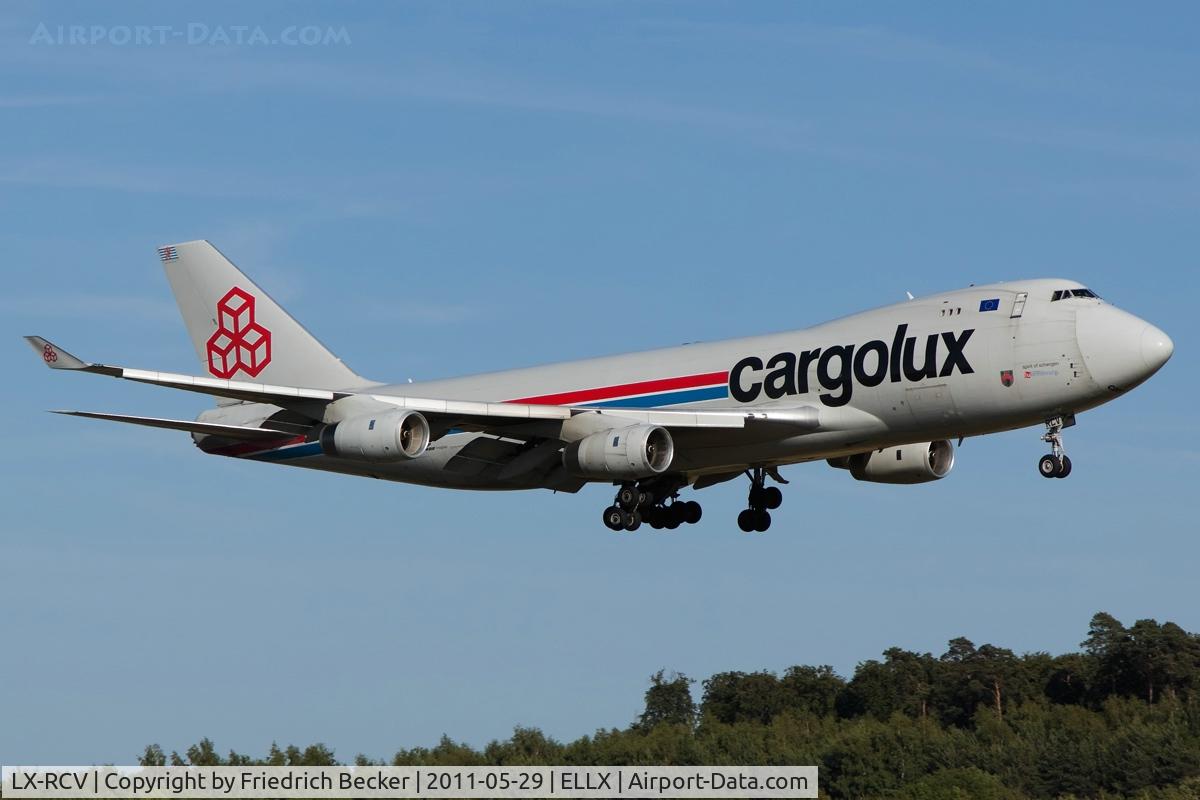 LX-RCV, 1999 Boeing 747-4R7F C/N 30400, on final RW24